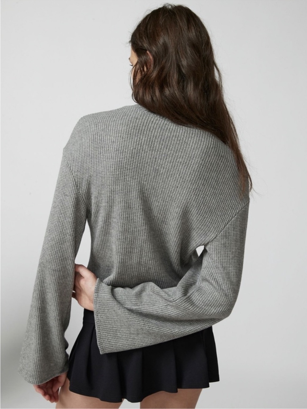 Urban Renewal Urban Outfitters Gray Waffle-Knit Cropped Crew Sweater - Picture 4 of 7